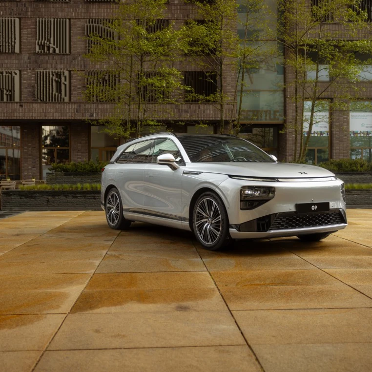 Xpeng G9 2025 Skraa Front