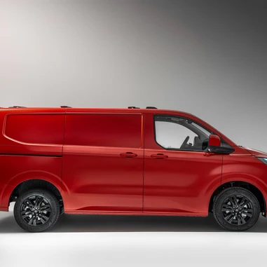 Fordtransitcustom Limitedvan Artisanred 003 LOW