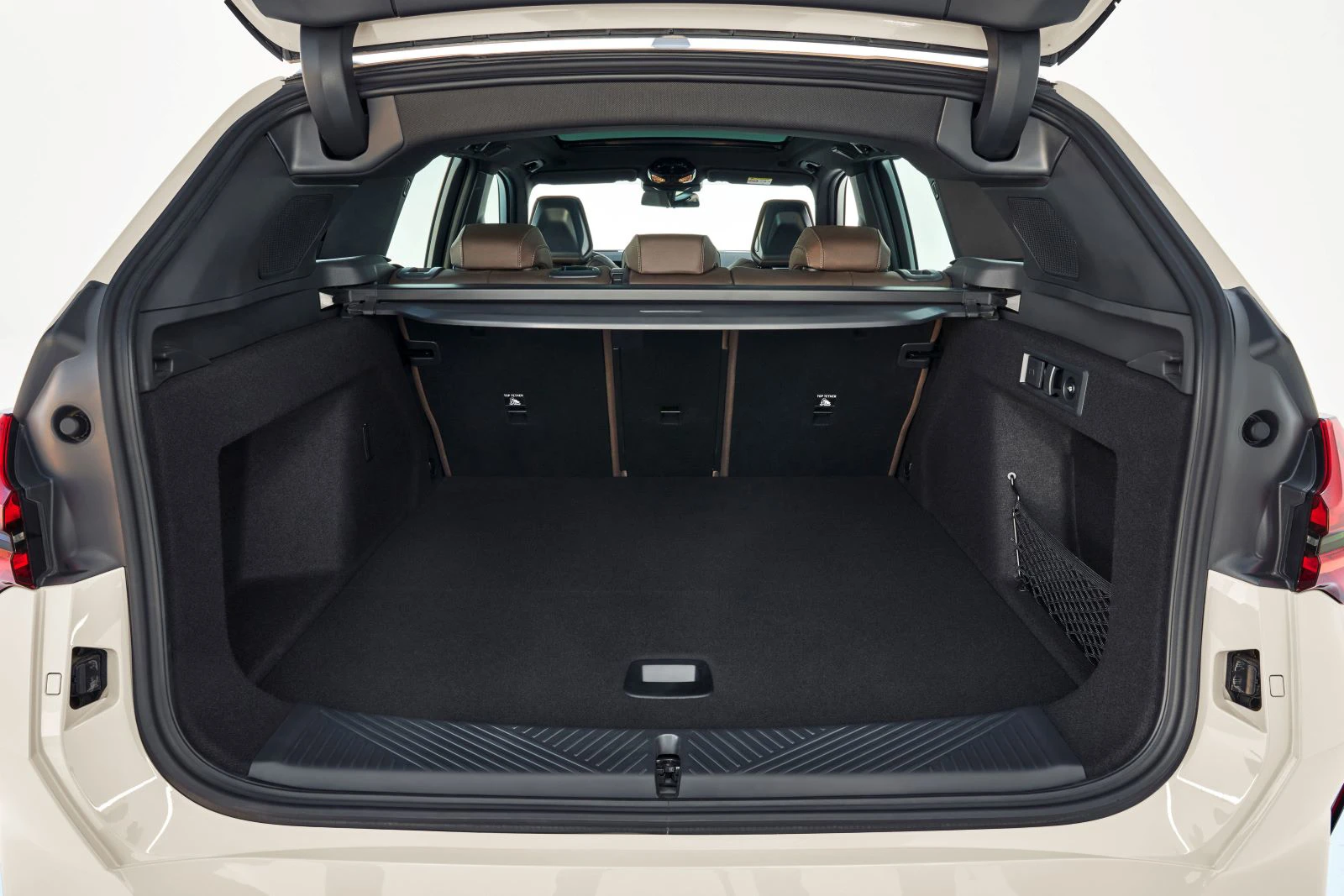 BMW X3 2026 M50 Bagagerum