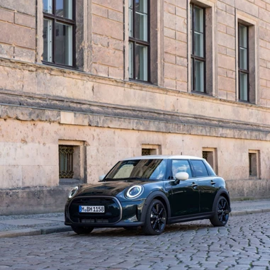 MINI 2022 5 Doors Resolute Profil