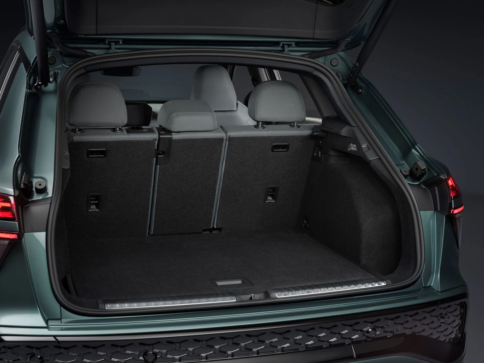 Audi Q3 2025 Studio Bagagerum