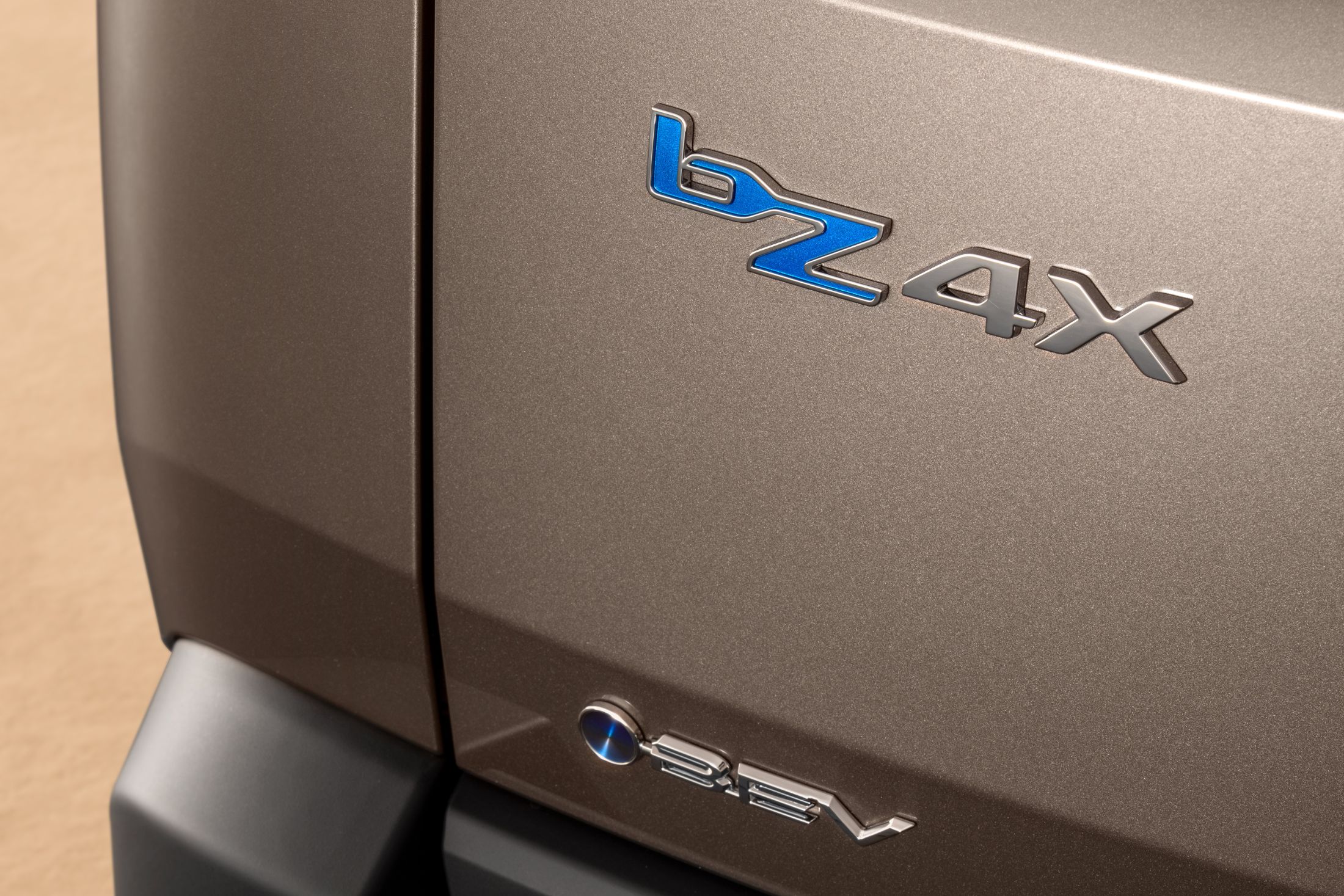Toyota BZ4X Touring Emblem
