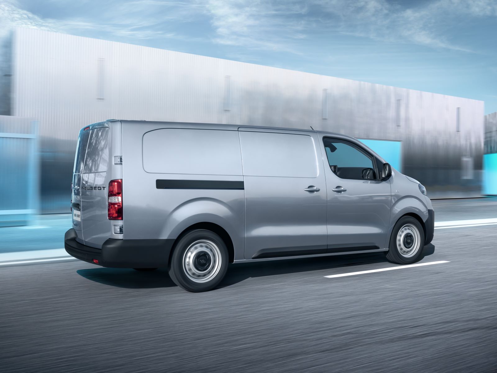 Peugeot E Expert 2025 Parkeret Lang