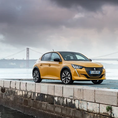 PEUGEOT 208 2020 Gtline Front (1)