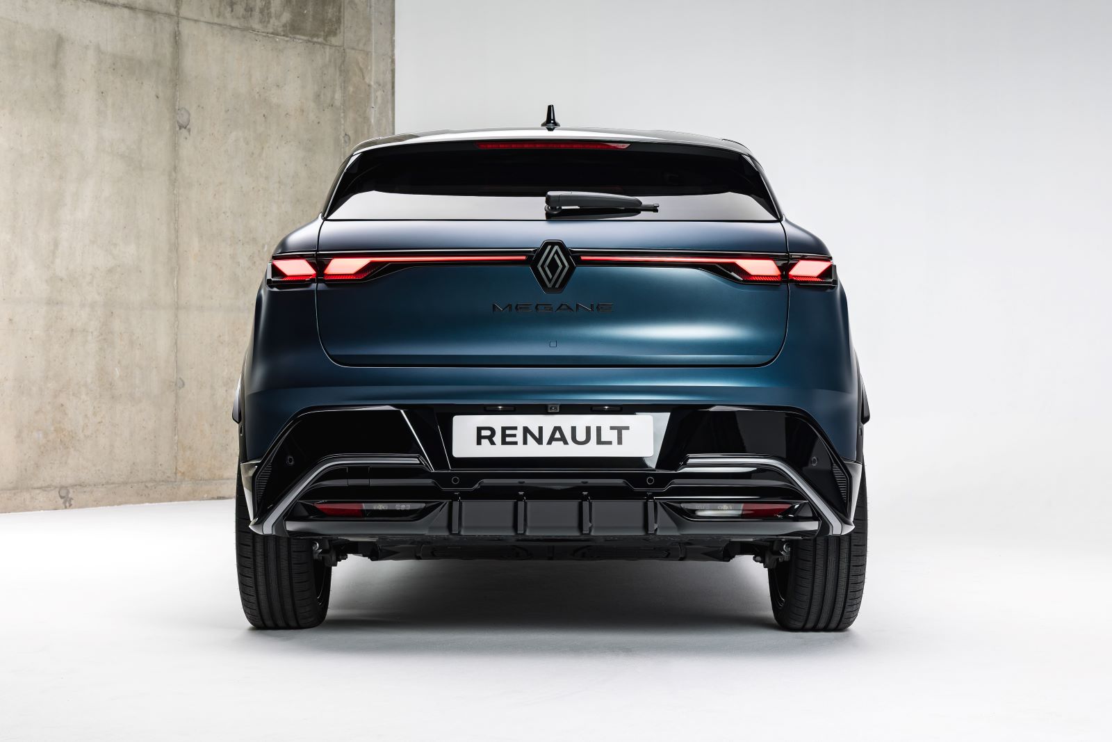 Renault Megane Electric 2026 Studio Bagfra