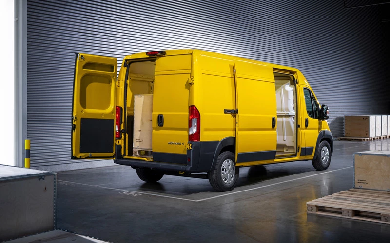 Opel Movano 2023 Opbevaring