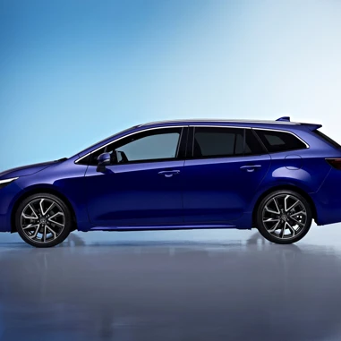 Toyota Corolla Touring Sports 2023 Side