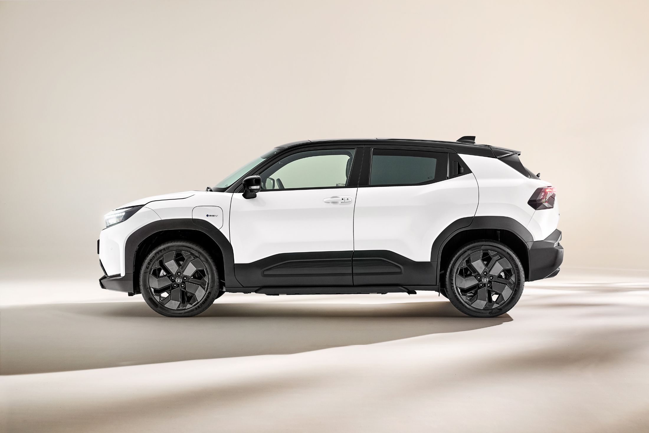 Toyota Urban Cruiser Fra Siden (2)
