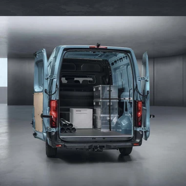 Renault Master 2024 Lastrum