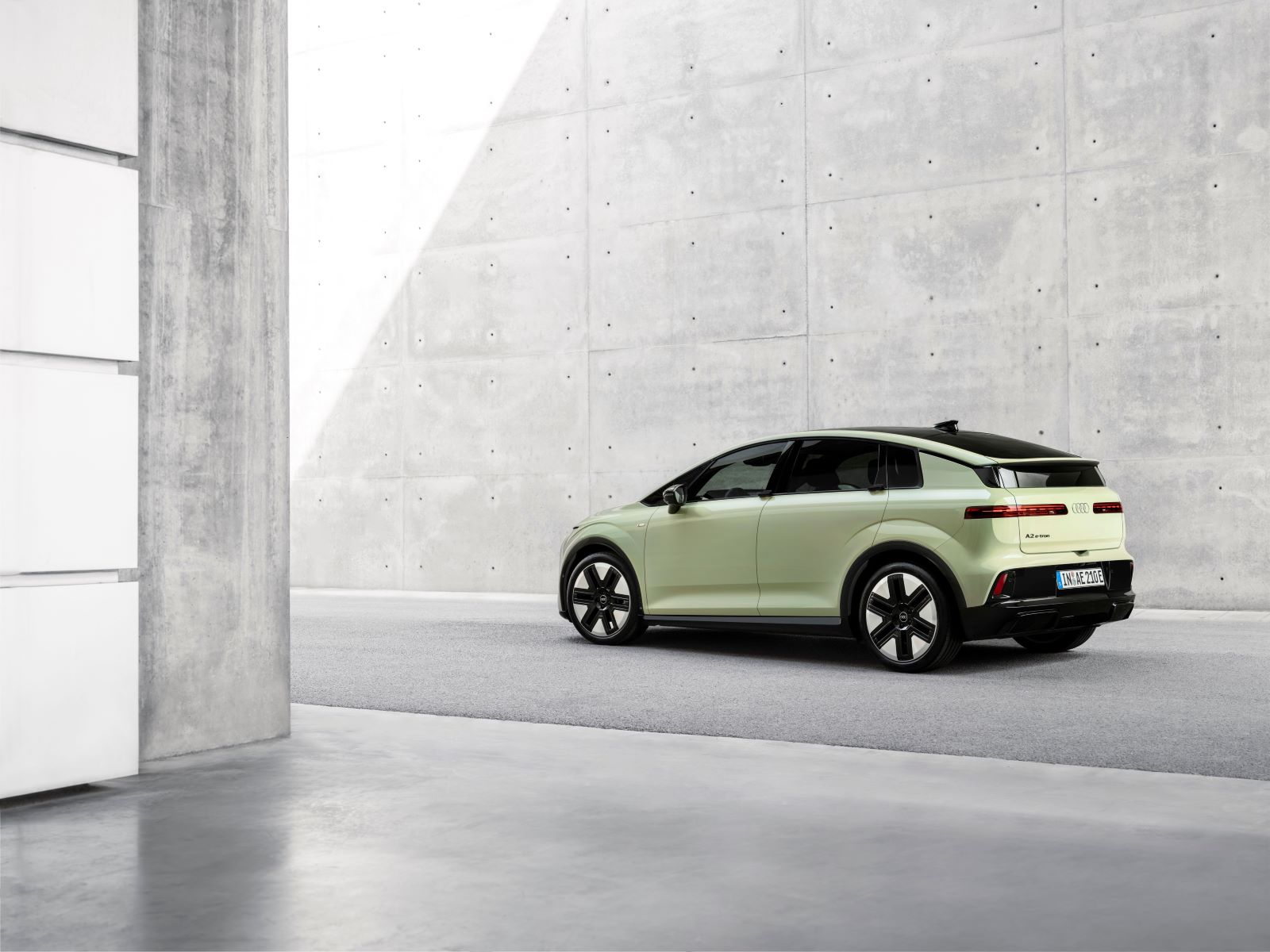 Audi A2 E Tron 2026 Skraa Venstre