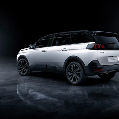 PEUGEOT 5008 2021 GT Hvid Skraat Bagfra
