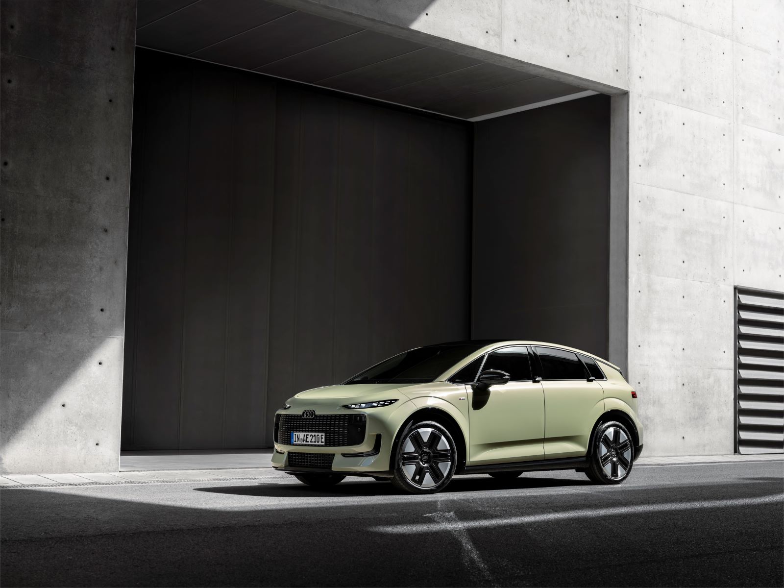 Audi A2 E Tron 2026 Skraa Forfra