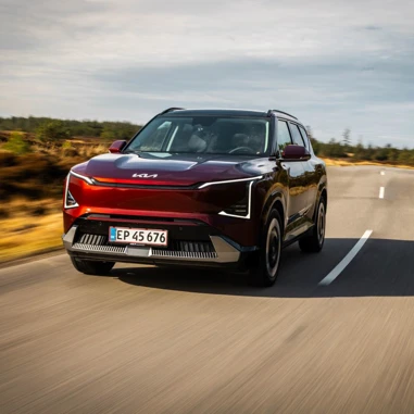 Kia EV5 2026 Roed Forfra