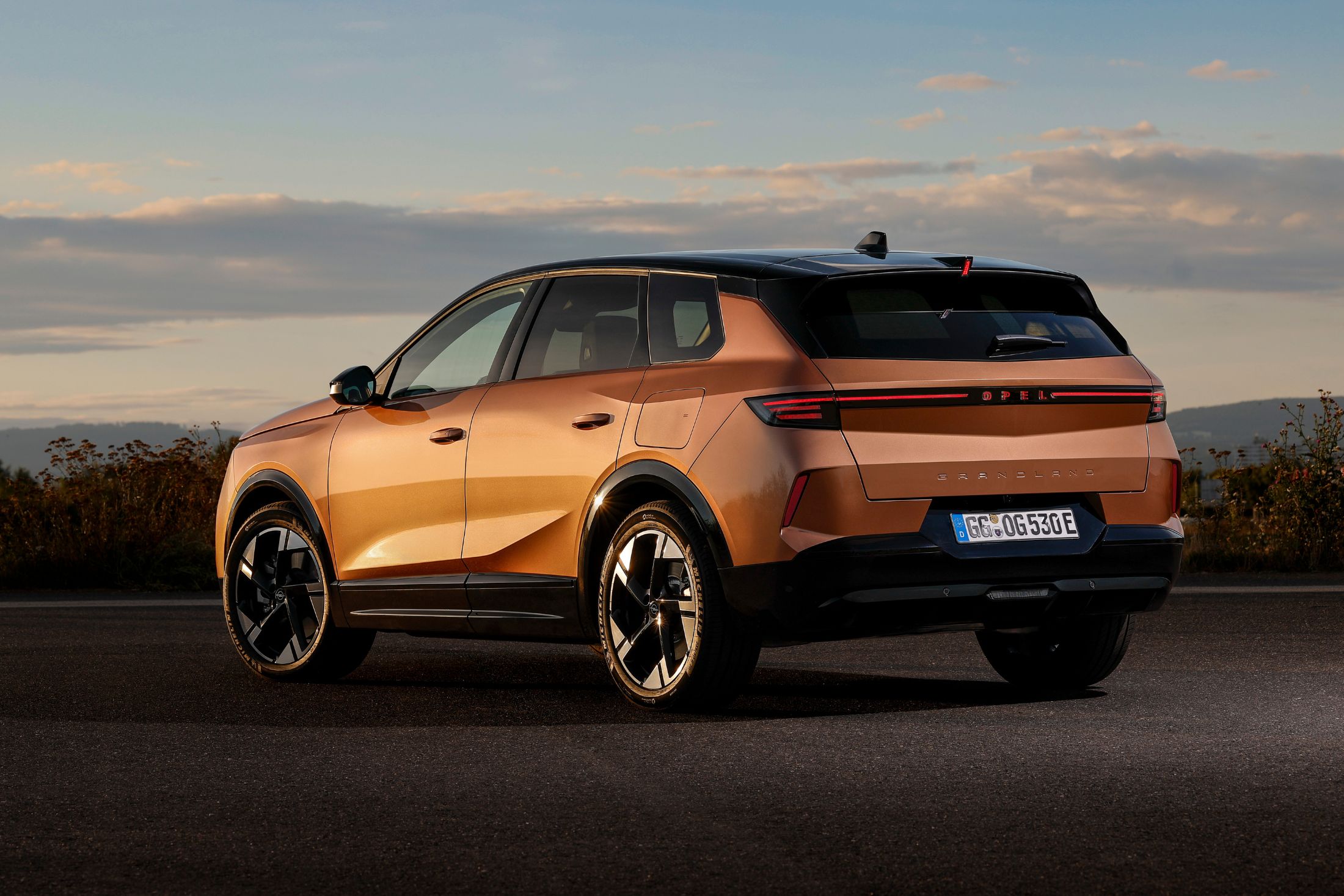 Opel Grandland Electric Set Skråt Bagfra