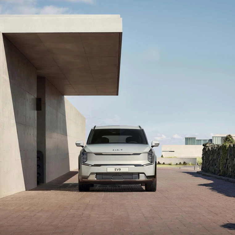 Kia EV9 2023 Front