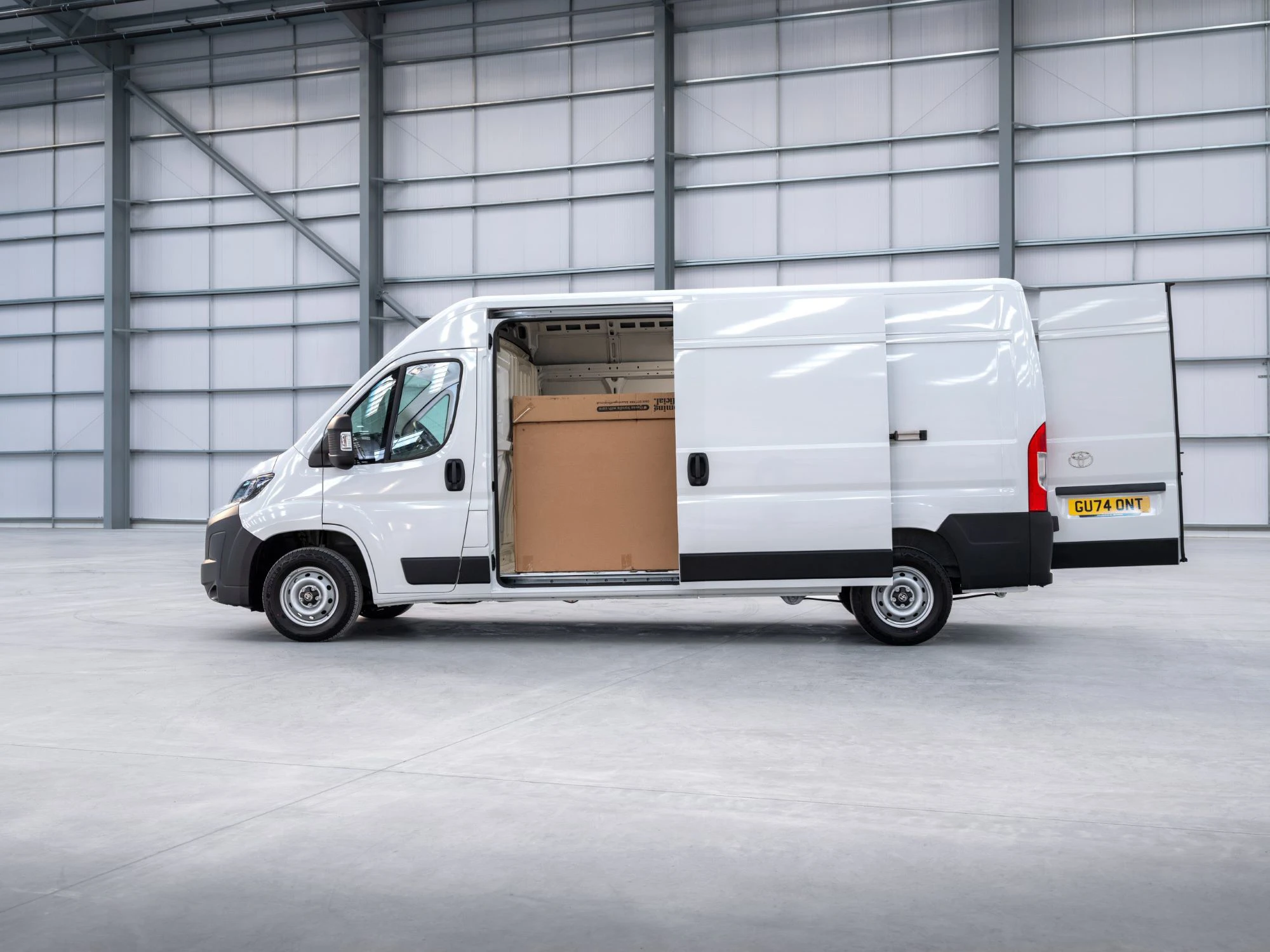 Toyota Proace Max 2024 Lastet Aaben