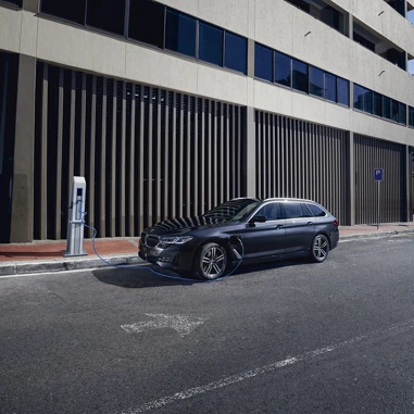 BMW 5 Serie 2020 530E PHEV Xdrive Touring Profil (2)
