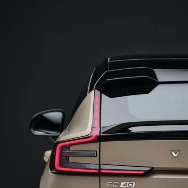 Volvoec40 2025 Baglygte