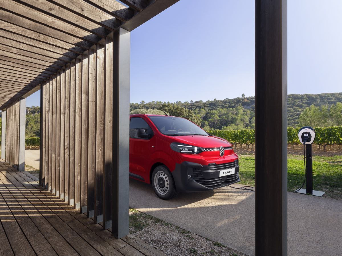 Citroën Ë Jumpy 2025 Opladning