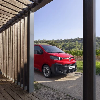 Citroën Ë Jumpy 2025 Opladning