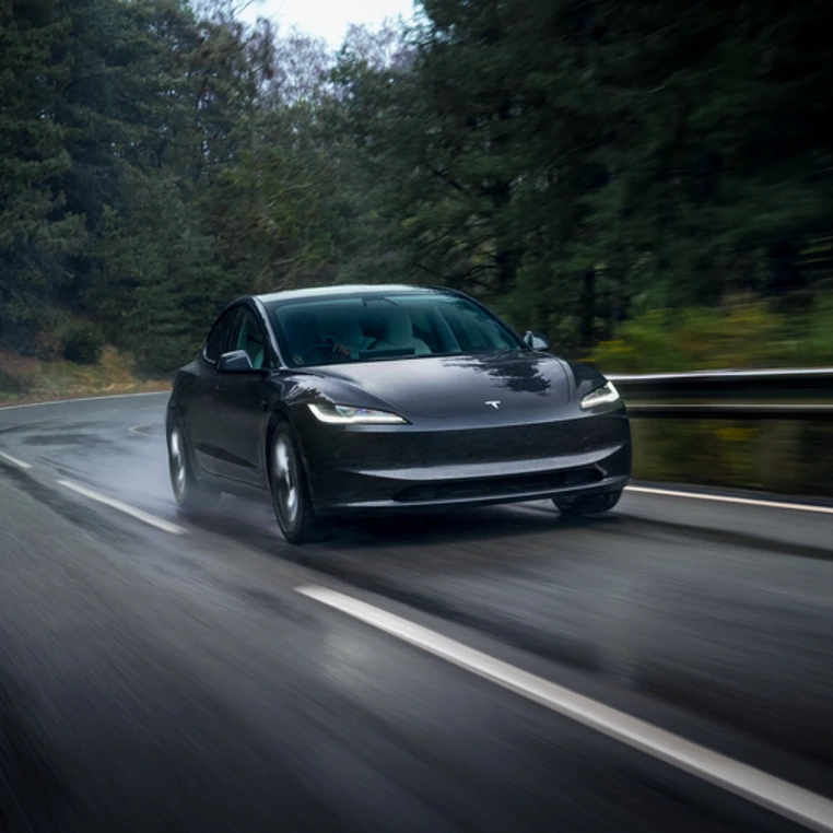 Tesla3 2024 H Front