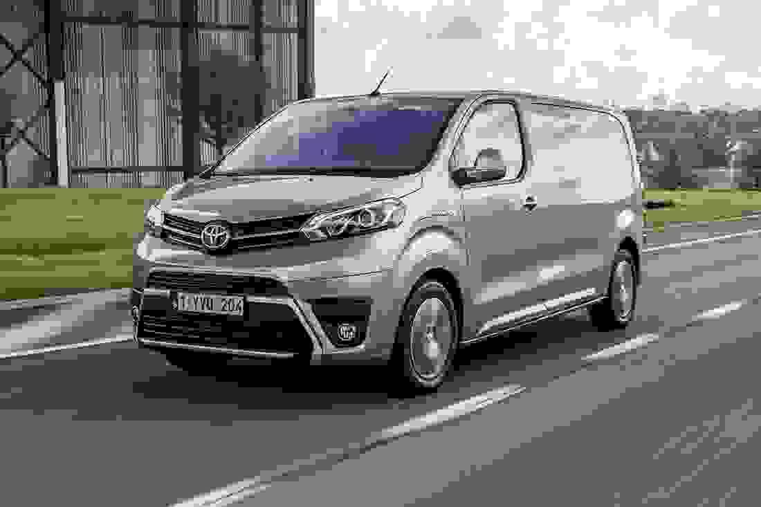 Toyota Proace 2021 Front