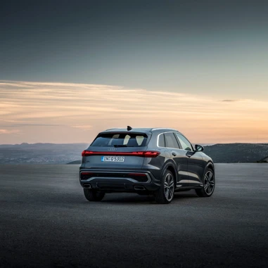 Audi Q5 2025 Skraa Bagfra