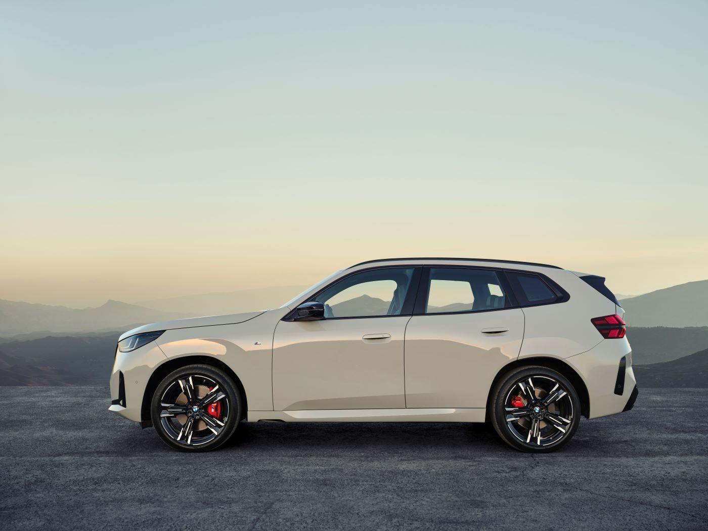 BMW X3 2026 M50 V Side