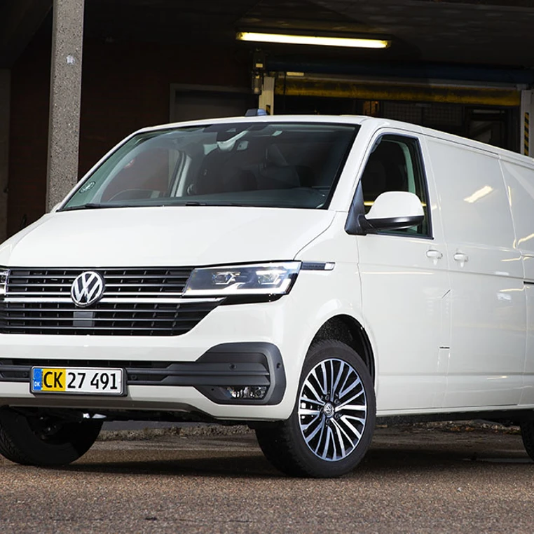 VW Transporter 2019 6.1 Pro Front