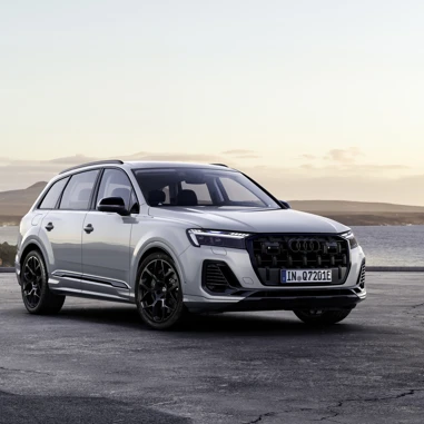 Audi Q7 TSFI 2024 Skraa Forfra