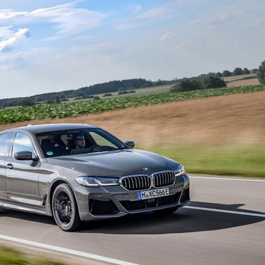 BMW 5 Serie 2020 545E Xdrive PHEV Koerebillede