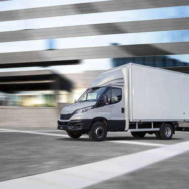 IVECO Daily 2022 Cab Box Front