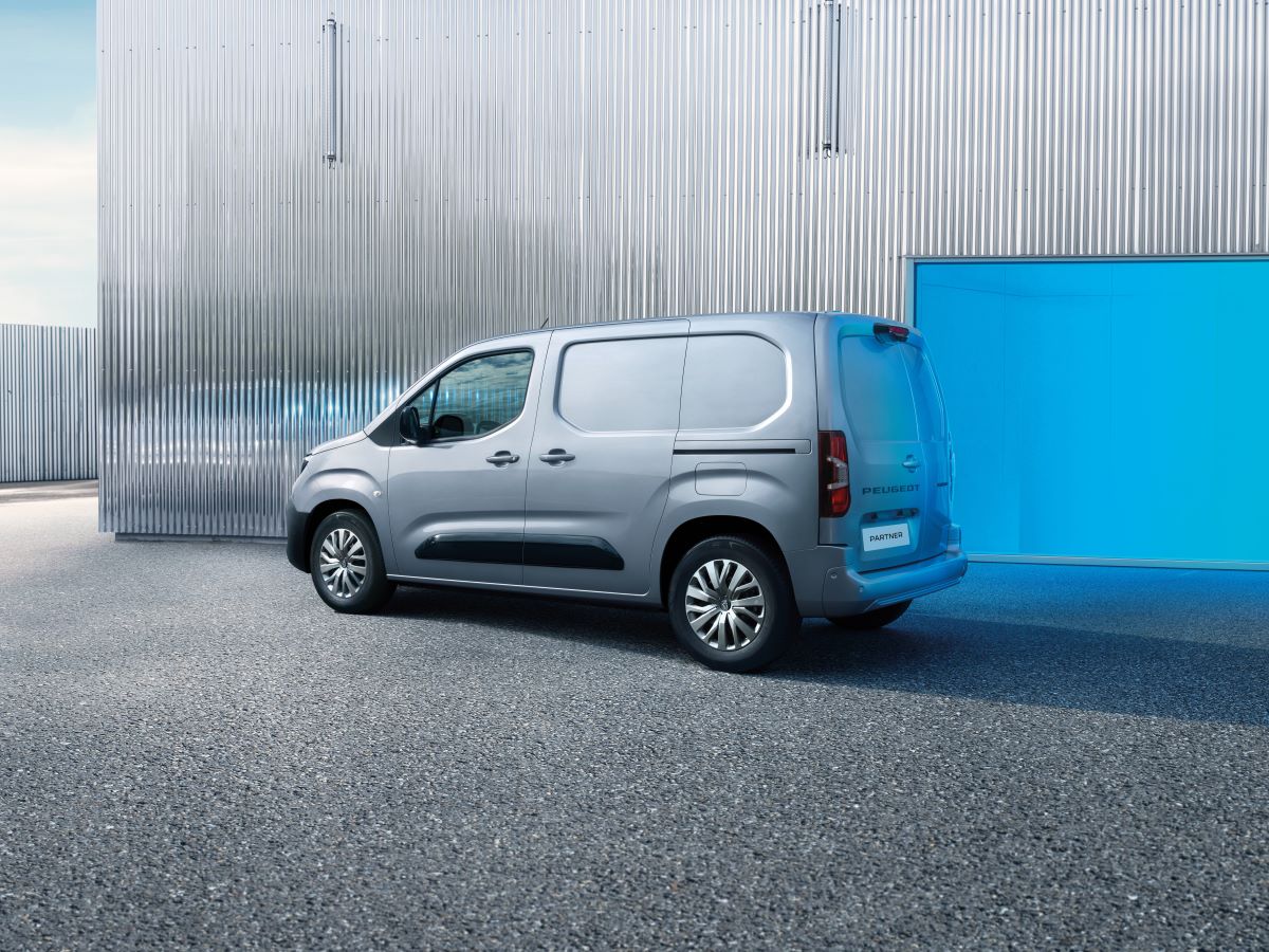 Peugeot Partner 2025 V Side