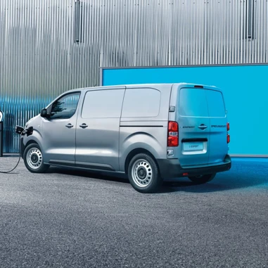 Peugeot E Expert 2025 Opladning
