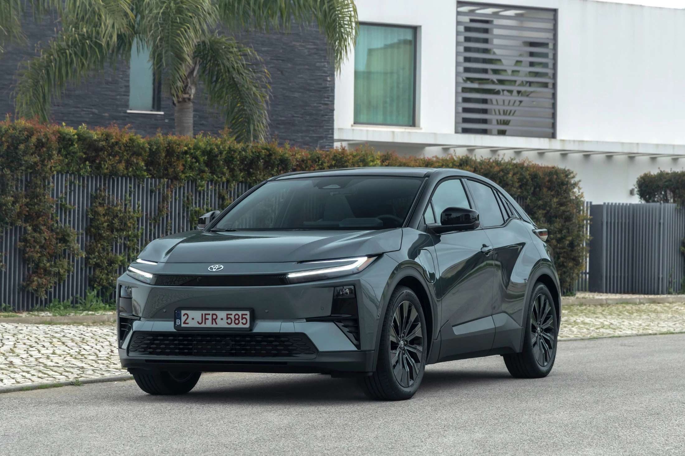 Toyota C HR+ Skrå Forfra